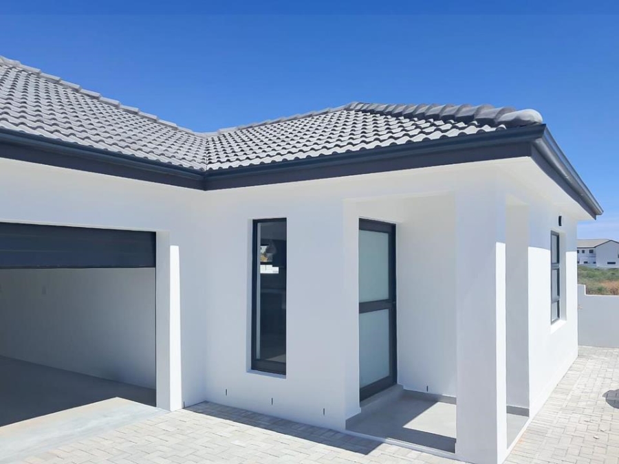 3 Bedroom Property for Sale in Sandy Point Beach Estate Western Cape